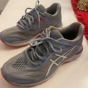 ASICS tennis shoes